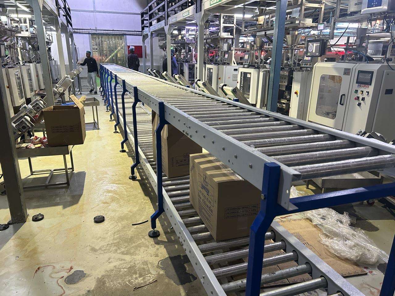 PHoto of Roller Conveyor From techwell automation and controlls